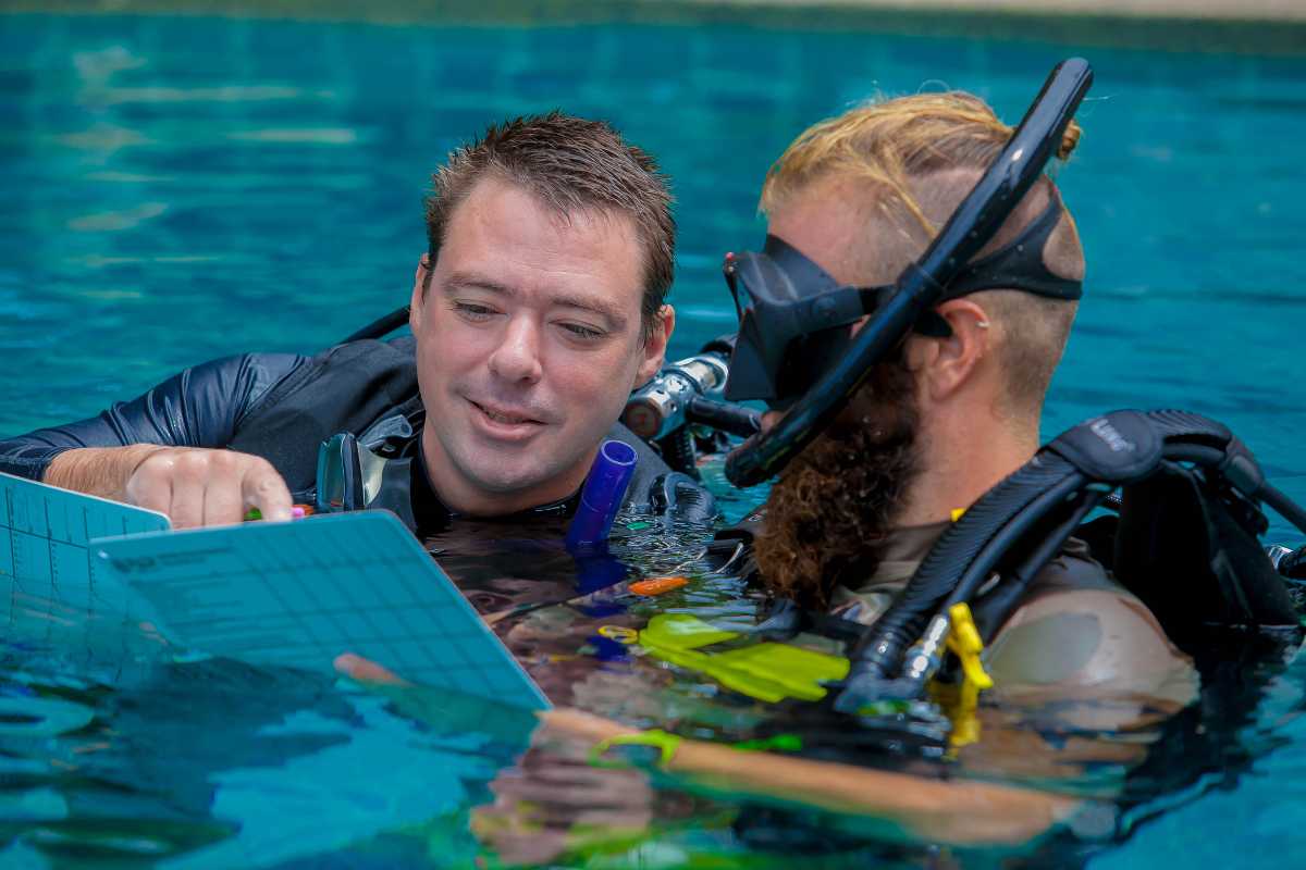 Divemaster & Diving Instructor Courses in Thailand | Koh Tao Thailand ...