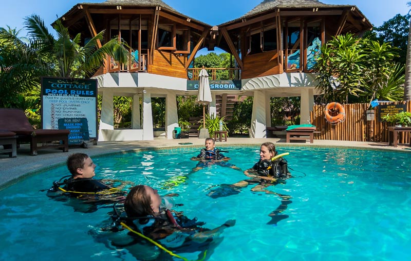 Working For Sairee Cottage Diving Koh Tao Thailand