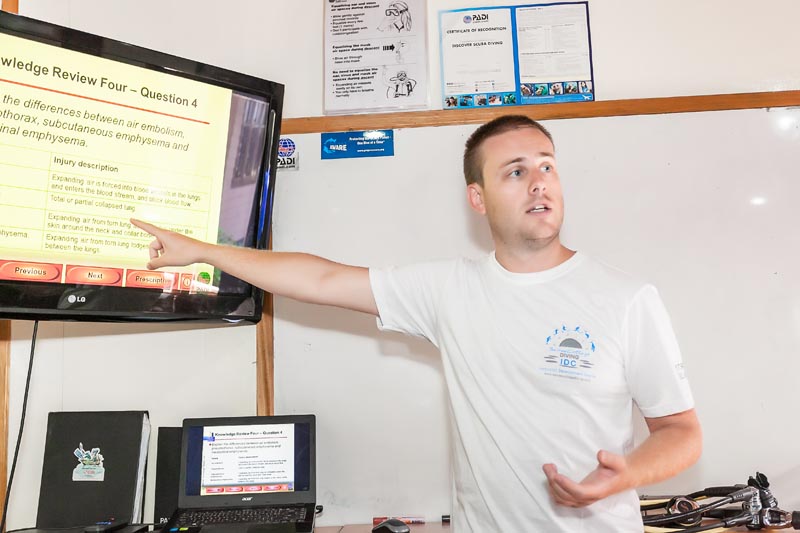 Dive Instructor Jobs 15